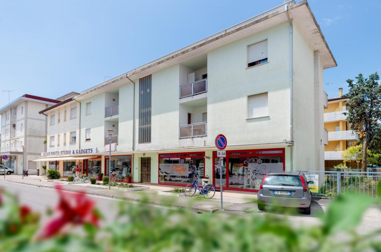 Villa Perla Bibione Exterior foto